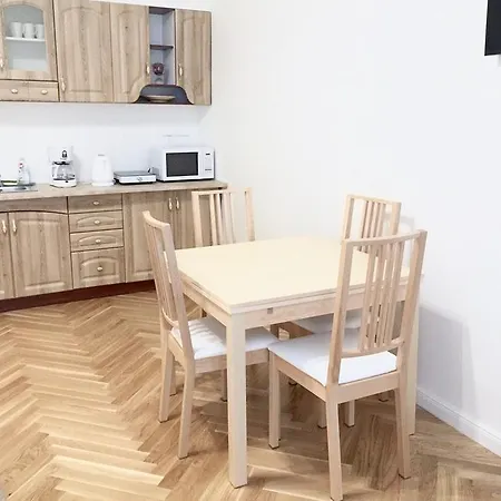 Bila Orchidej Prague
