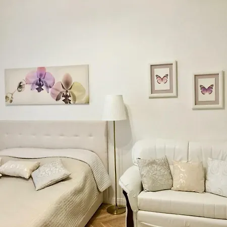 Appartamento Bila Orchidej Praga